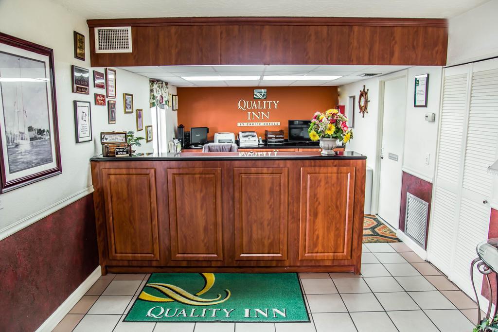 Quality Inn Bradenton - Sarasota North Exterior photo